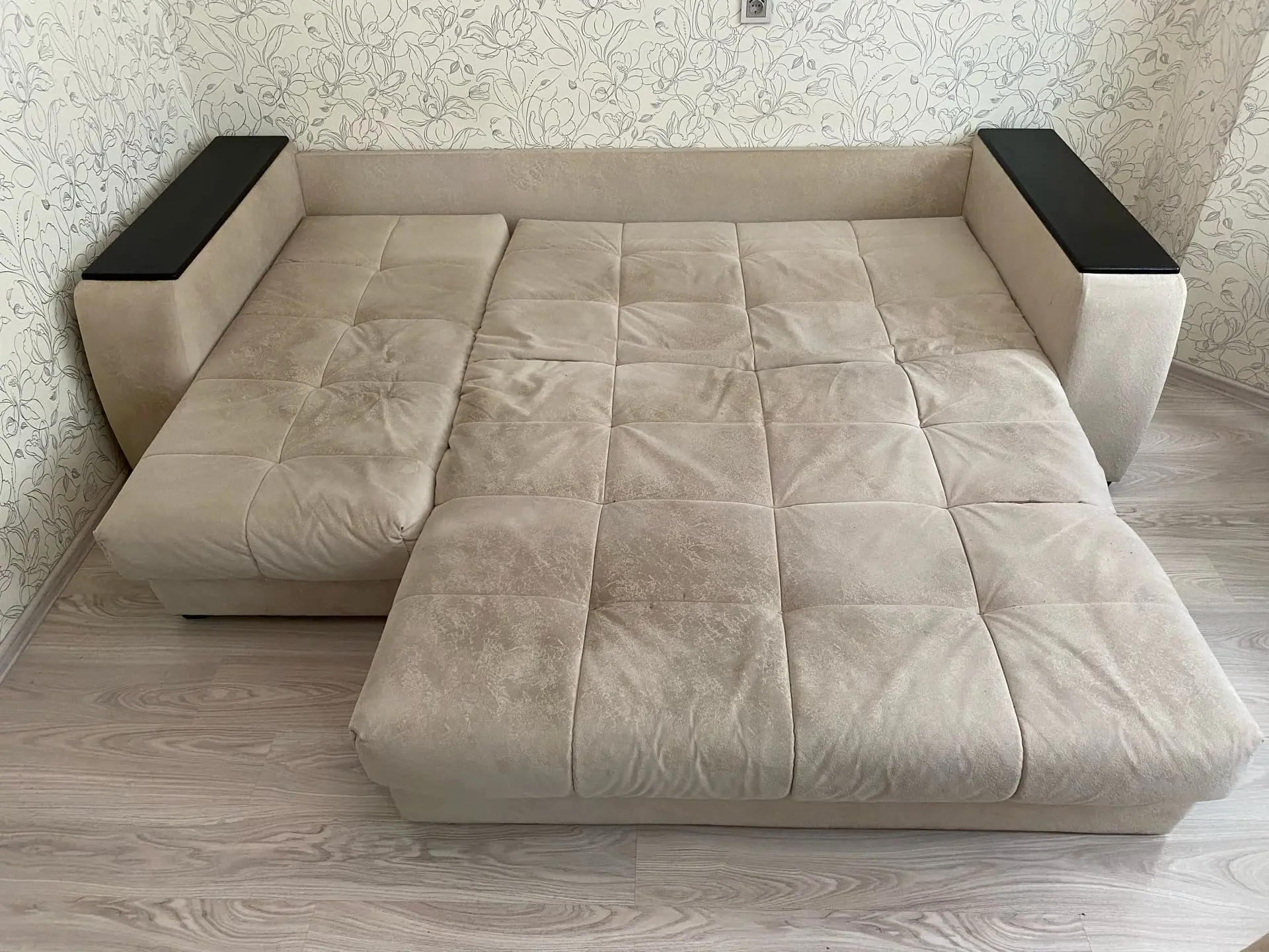 До и после уборки компании Greeny